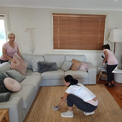 cleaning-image Cleaning a house